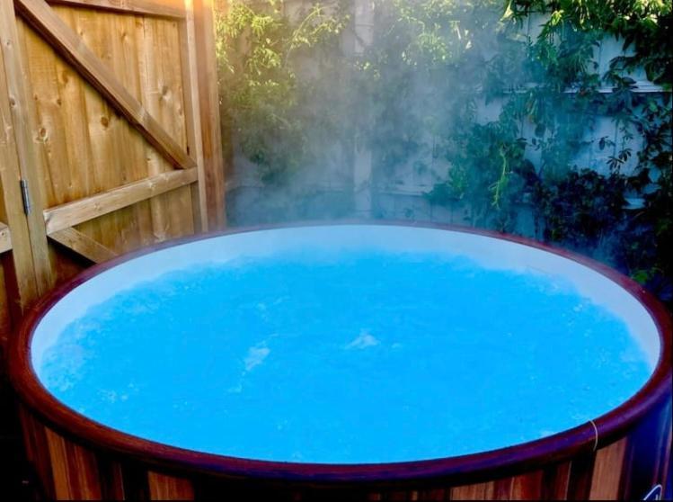 Elkstone Private Hottub Pet Friendly Apartment Malvern