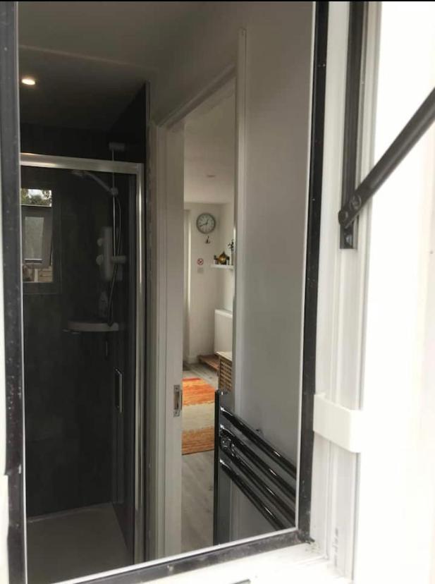Elkstone Private Hottub Pet Friendly Apartment *